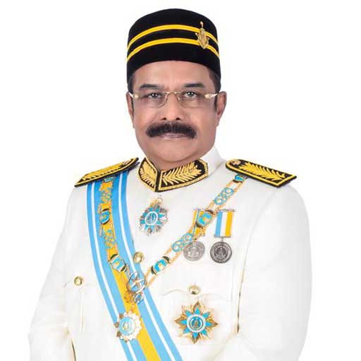 உழைப்பால் உயர்ந்த உன்னத மனிதர் பினாங்கு ஆளுநரின் பிறந்தநாள் விழாவில் தொழிலதிபர் ஆர். முரளிதரனுக்கு ‘டத்தோஸ்ரீ’ (DGPN) விருது வழங்கி கௌரவம்!