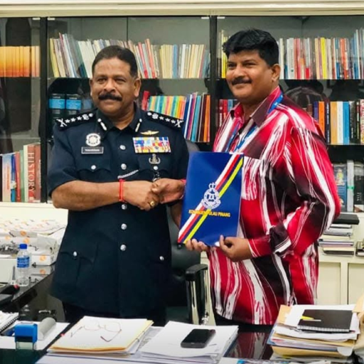 பினாங்கு முன்னாள் காவல் துறை ஆணையர் டத்தோஸ்ரீ டாக்டர் ஆ.தெய்வீகன் மலாயா பல்கலைக்கழக இணைப் பேராசிரியராக நியமனம்!